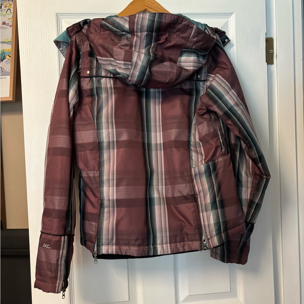 Women’s Plaid Ski/Snowboard Jacket - Picture 6 of 6